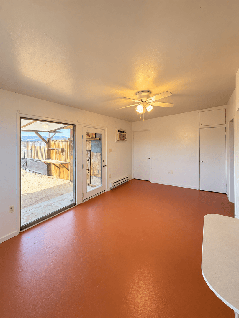 Twentynine Palms House: 68581 Valle Vista