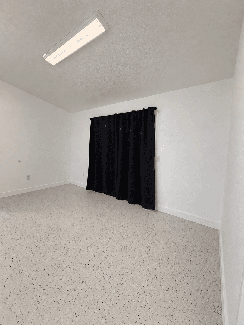 Twentynine Palms House: 71810 El Paseo Dr.
