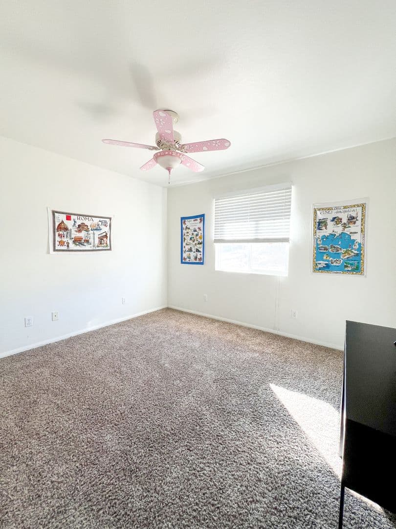Twentynine Palms House: 6829 Quail Spring Avenue