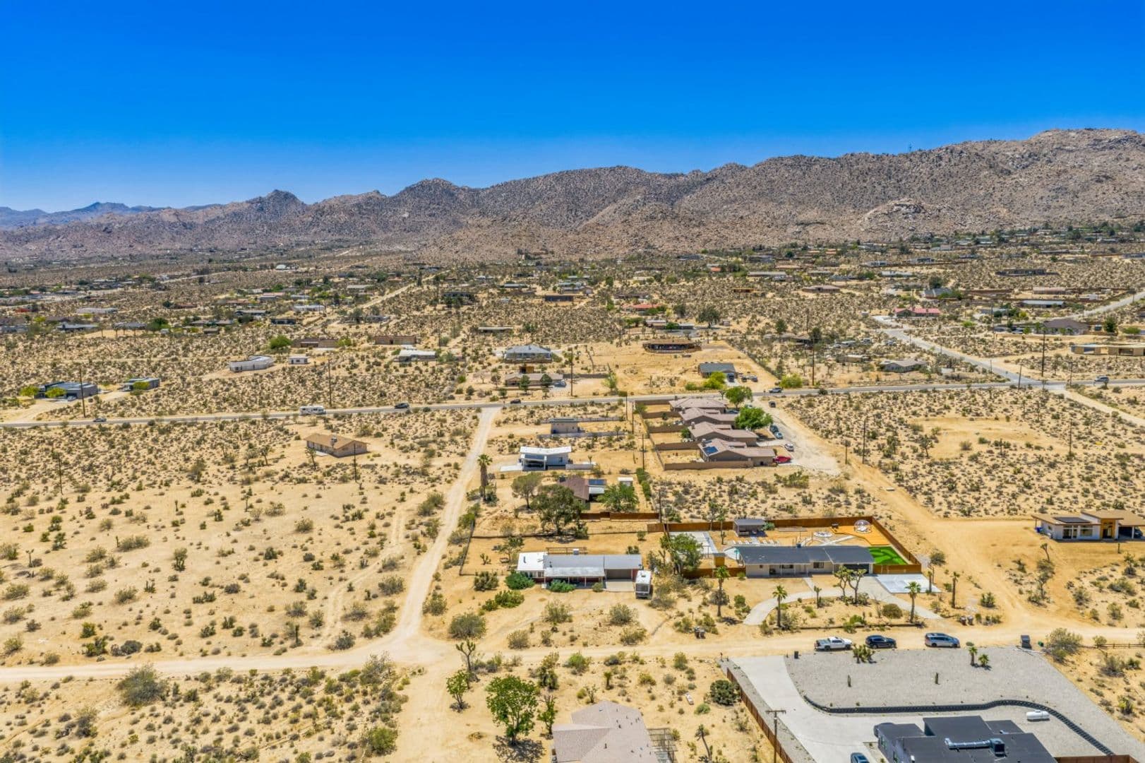 Joshua Tree House: 61381 Alta Mura Dr.