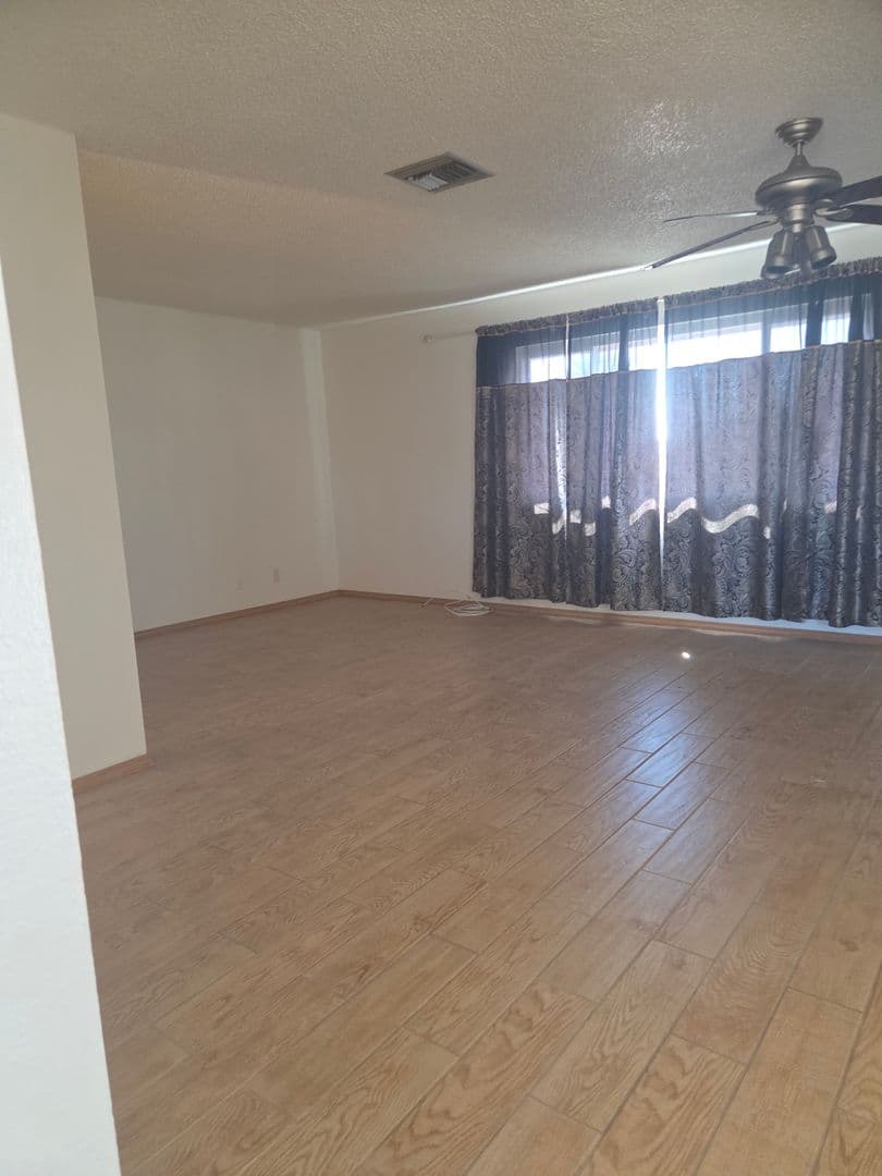 Twentynine Palms House: 72565 Granite Ave