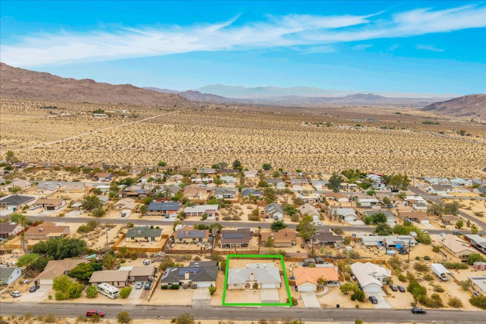 Twentynine Palms House: 6776 Quail Spring Ave