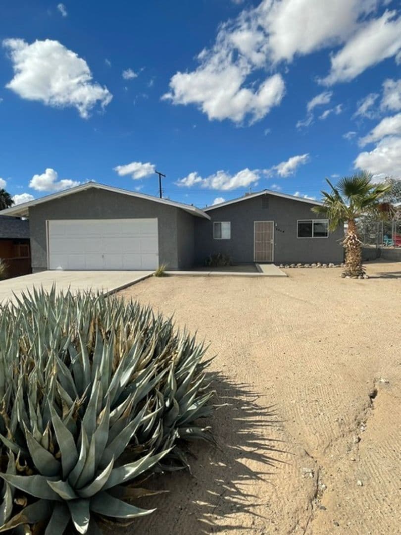 29 Palms House: 5960 Cahuilla