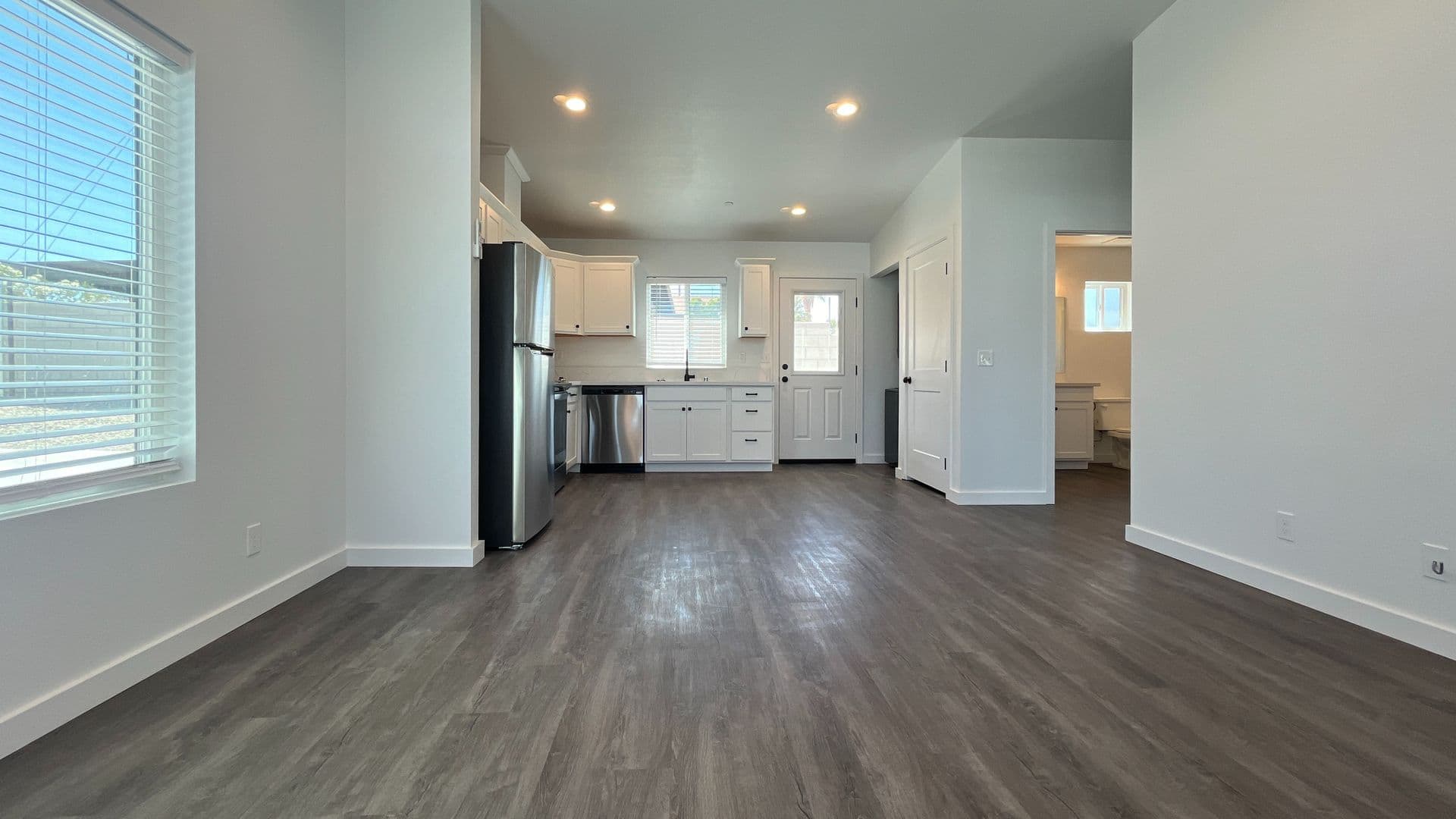 Twentynine Palms Apartment: 73449 Desert Trail