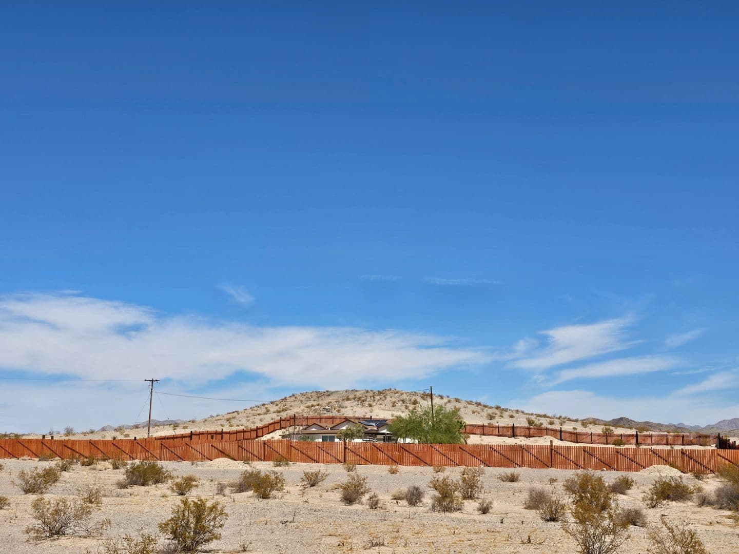 Twentynine Palms House: 2300 Bullion Mtn Rd.    (0528)
