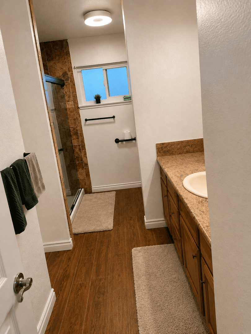 29 Palms House: 73837 Playa Vista