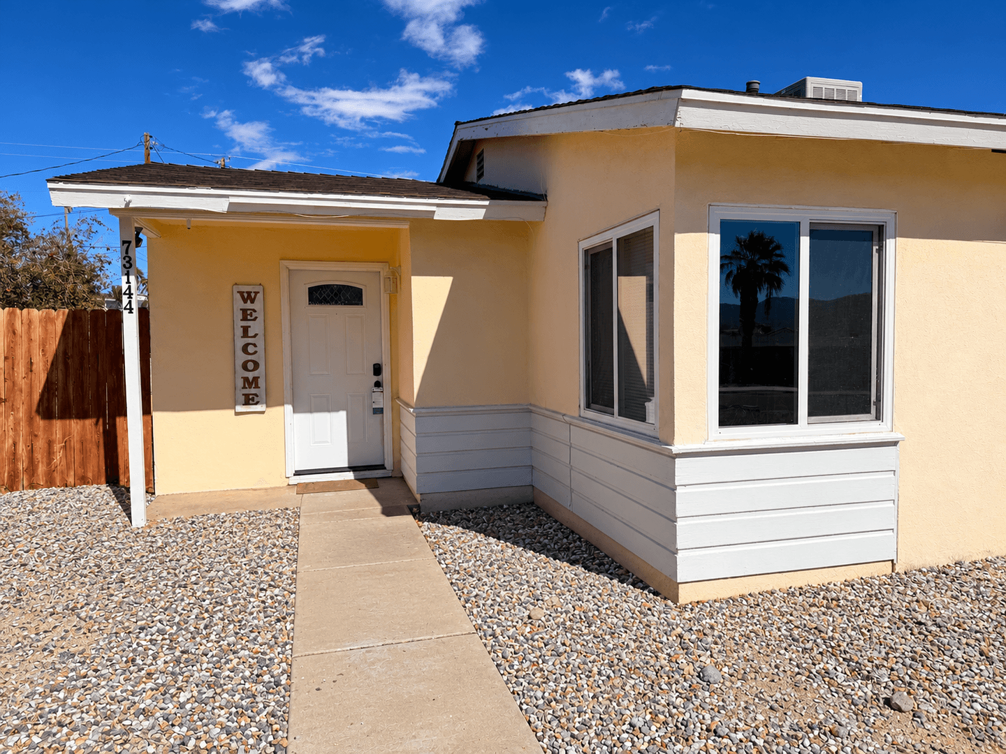 Twentynine Palms House: 73144 Sun Valley Dr.