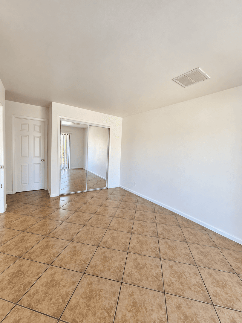 Twentynine Palms Apartment: 73445 Sunnyvale Dr