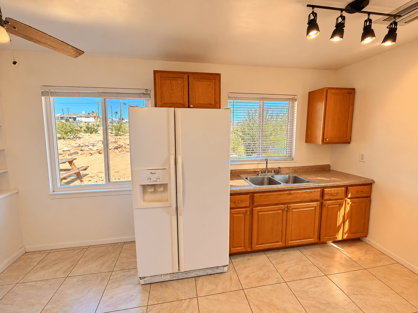 Twentynine Palms House: 73144 Sun Valley Dr.
