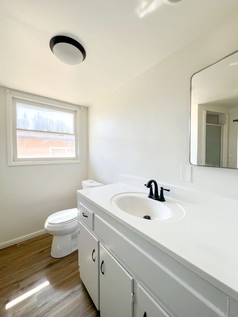 29 Palms Apartment: 6067 Abronia Ave