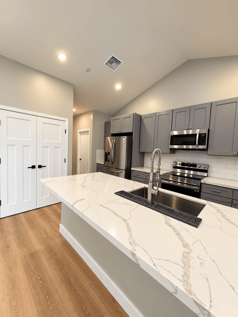 Twentynine Palms House: 6829 Indian Cove Rd