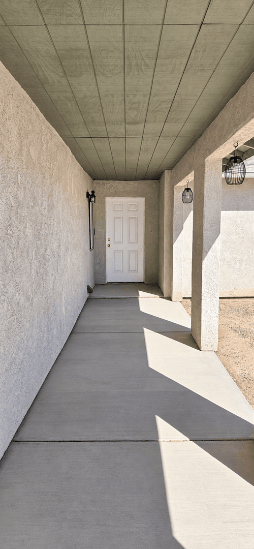 Twentynine Palms House: 5563 Morongo Rd