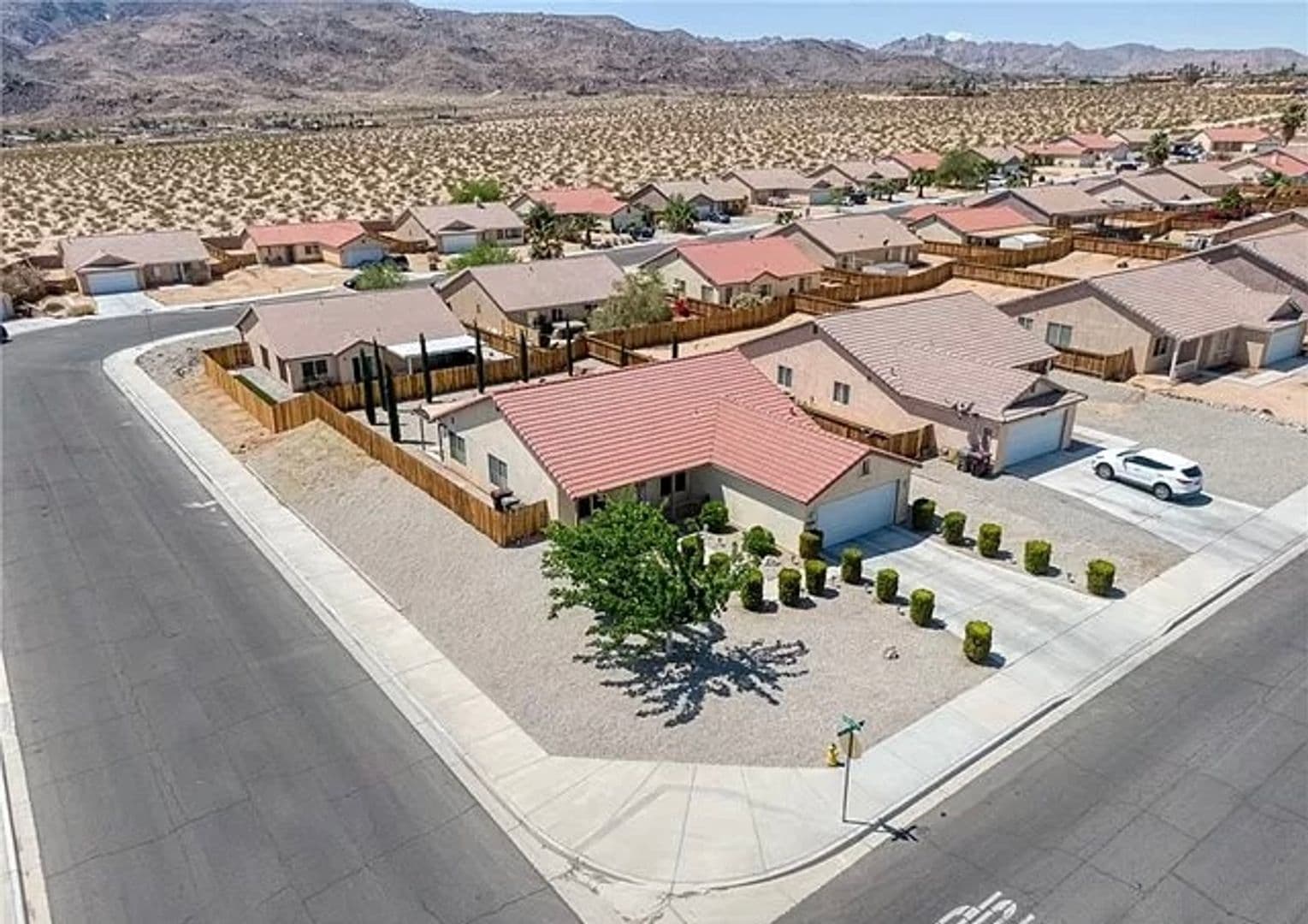 Twentynine Palms House: 71597 Sun Valley Drive