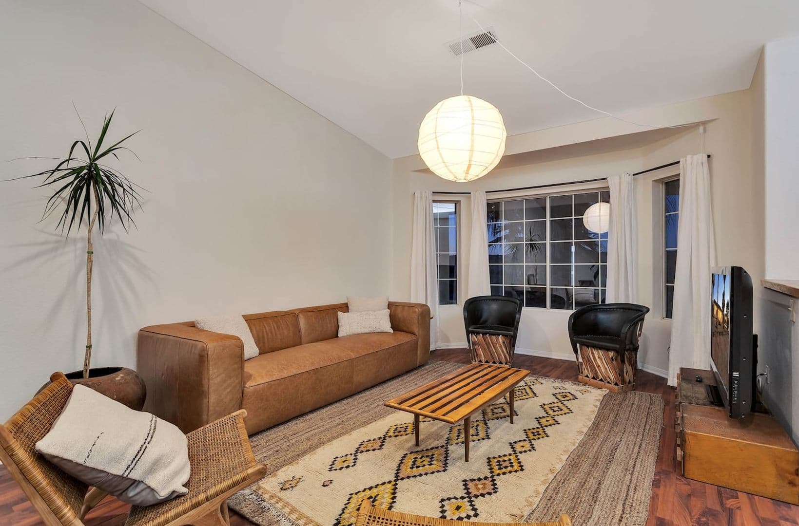 Twentynine Palms House: 75051 Saddlehorn Road