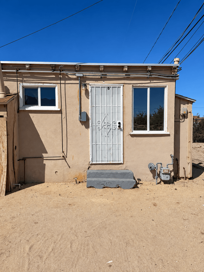Twentynine Palms Apartment: 6637 Yucca Ave