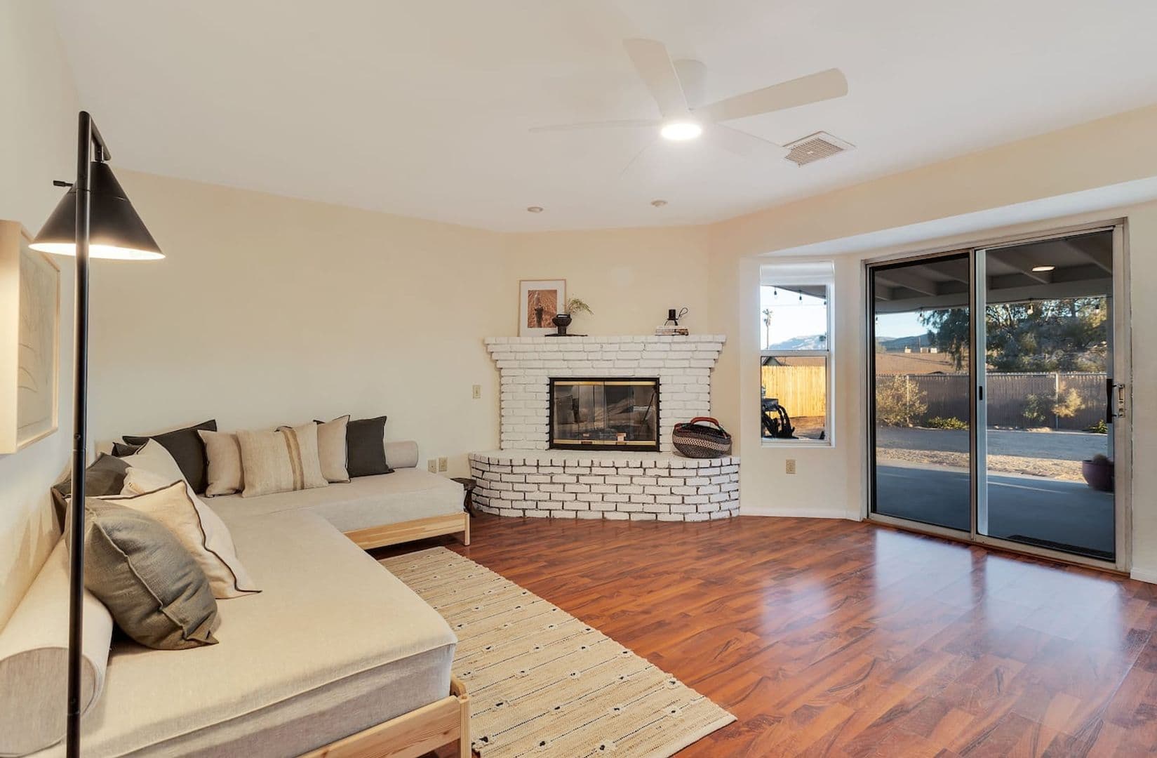 Twentynine Palms House: 75051 Saddlehorn Road