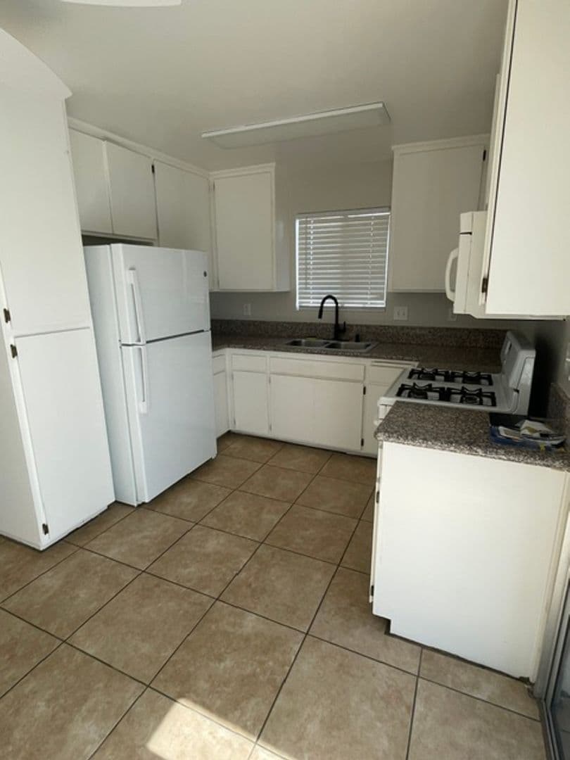 29 Palms House: 5960 Cahuilla