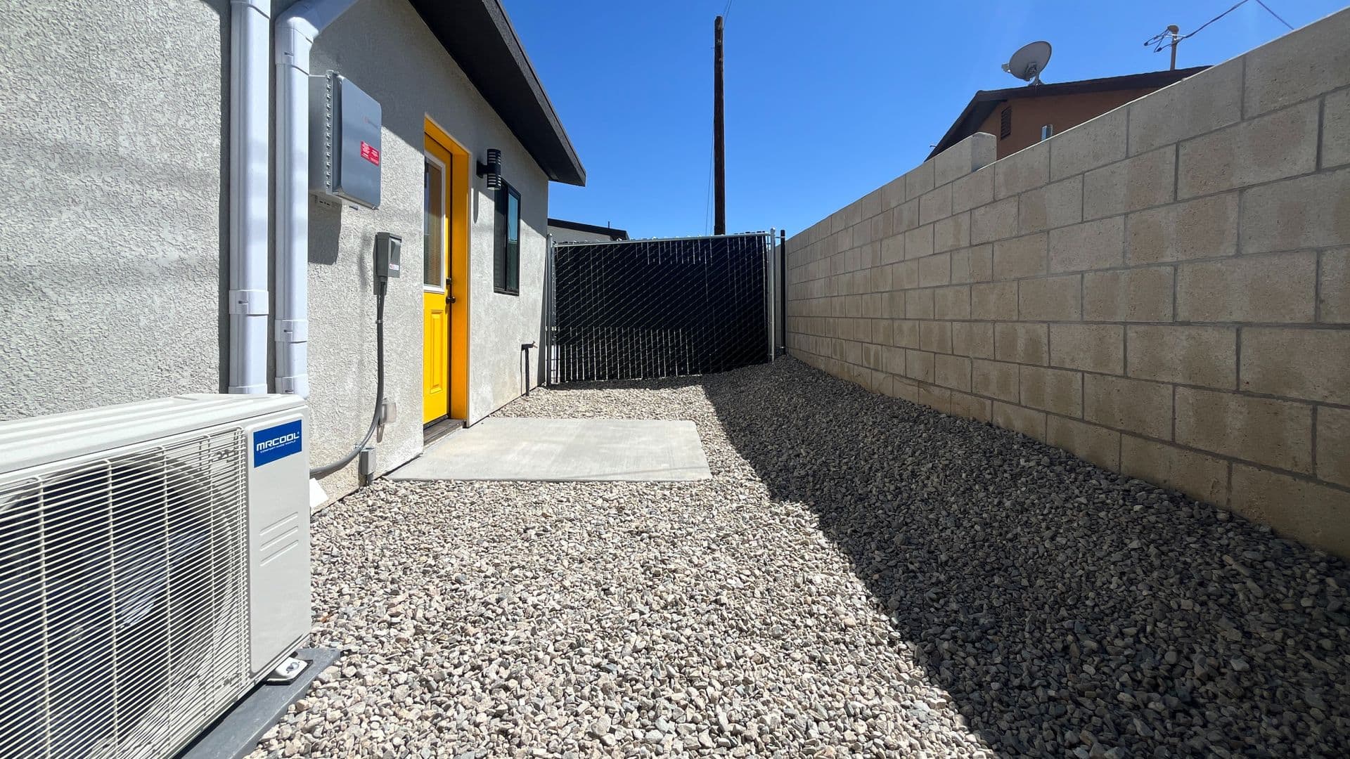 Twentynine Palms Apartment: 73449 Desert Trail