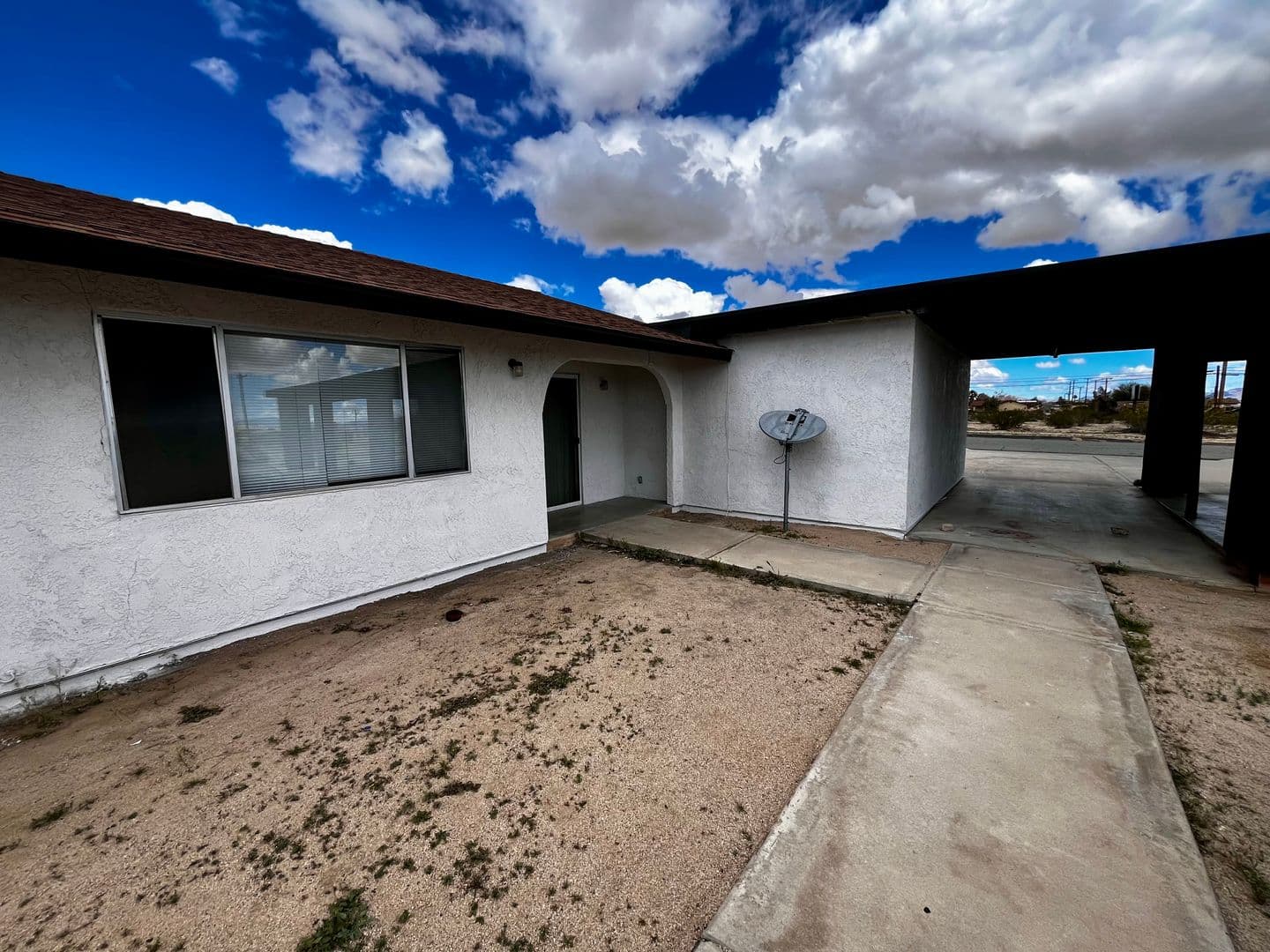 Twentynine Palms Apartment: 74077 Cactus Drive