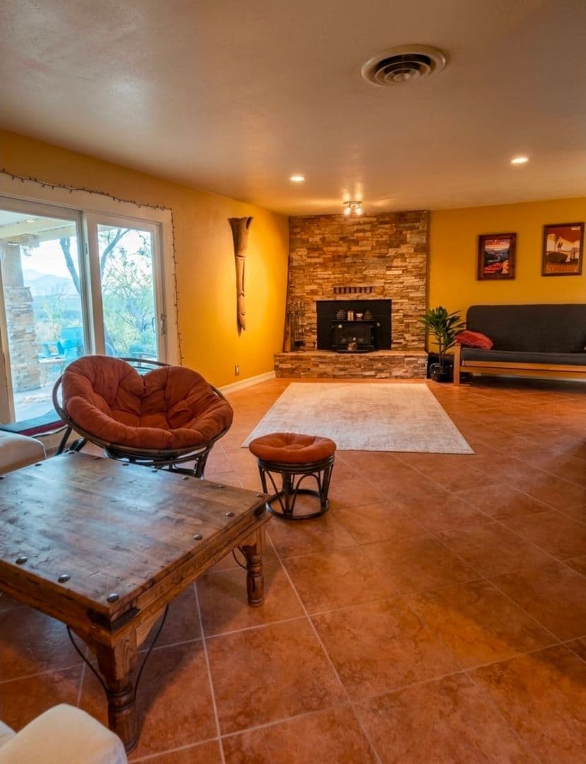 Morongo Valley House: 50521 Skyview Ln
