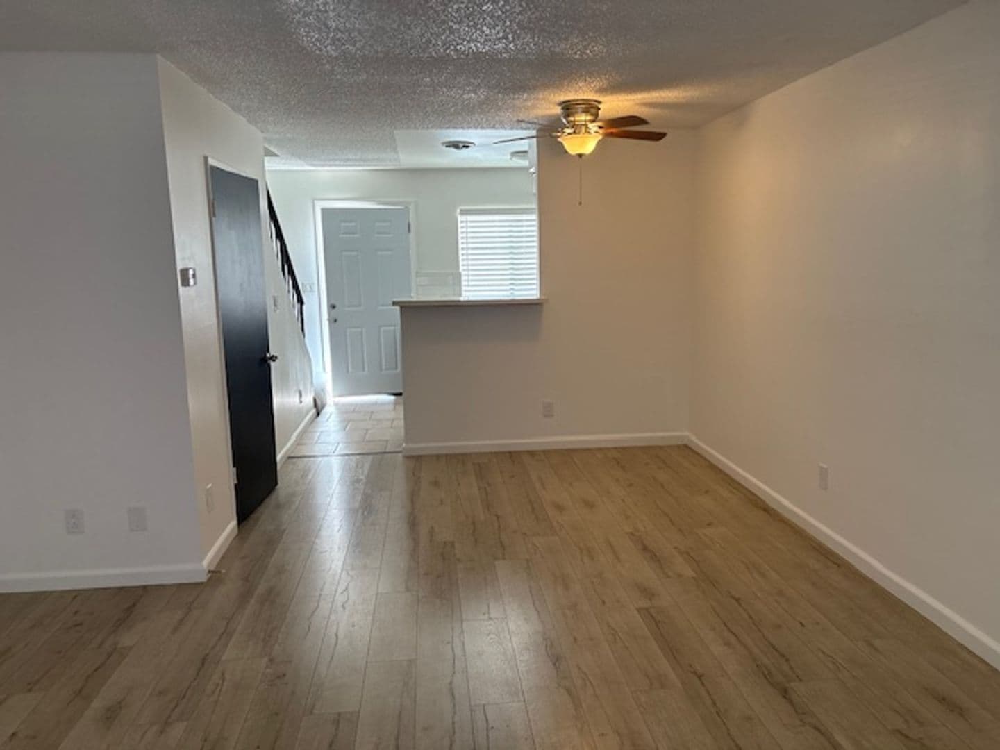Los Angeles Apartment: 3701 Westwood Blvd