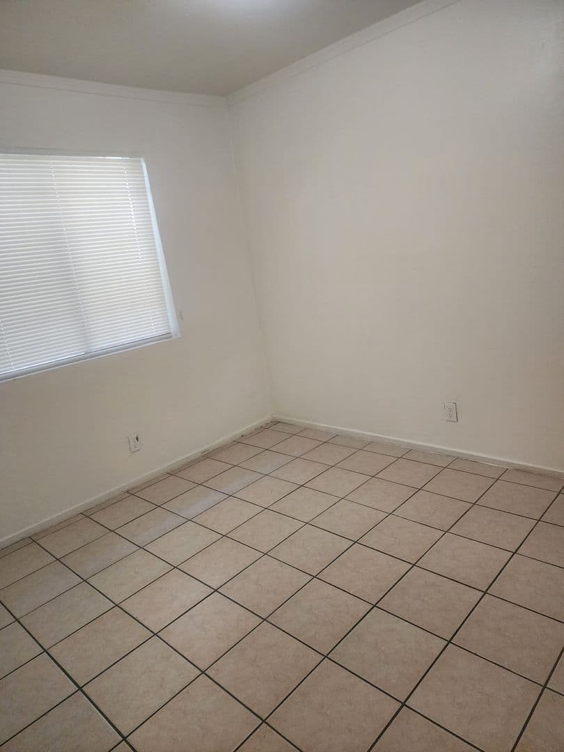 Bakersfield House: 1100 Ralston  St - Unit A