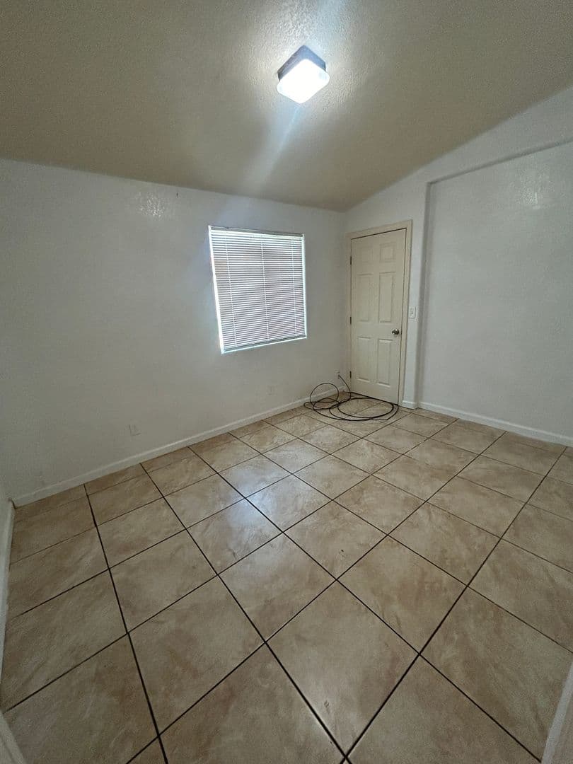 Delano House: 1311 5th Ave