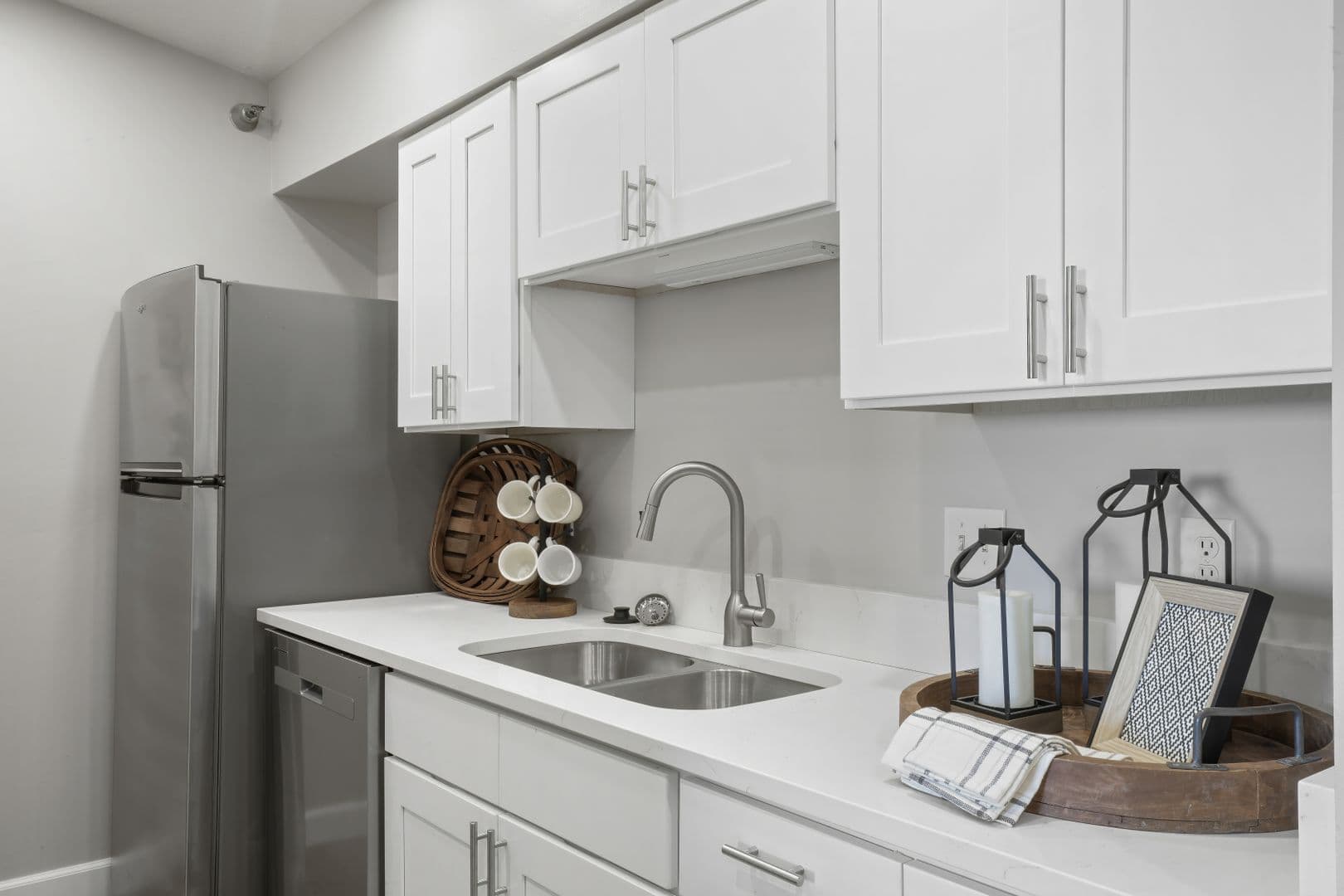 Omaha Apartment: 6601  S 108th Ct