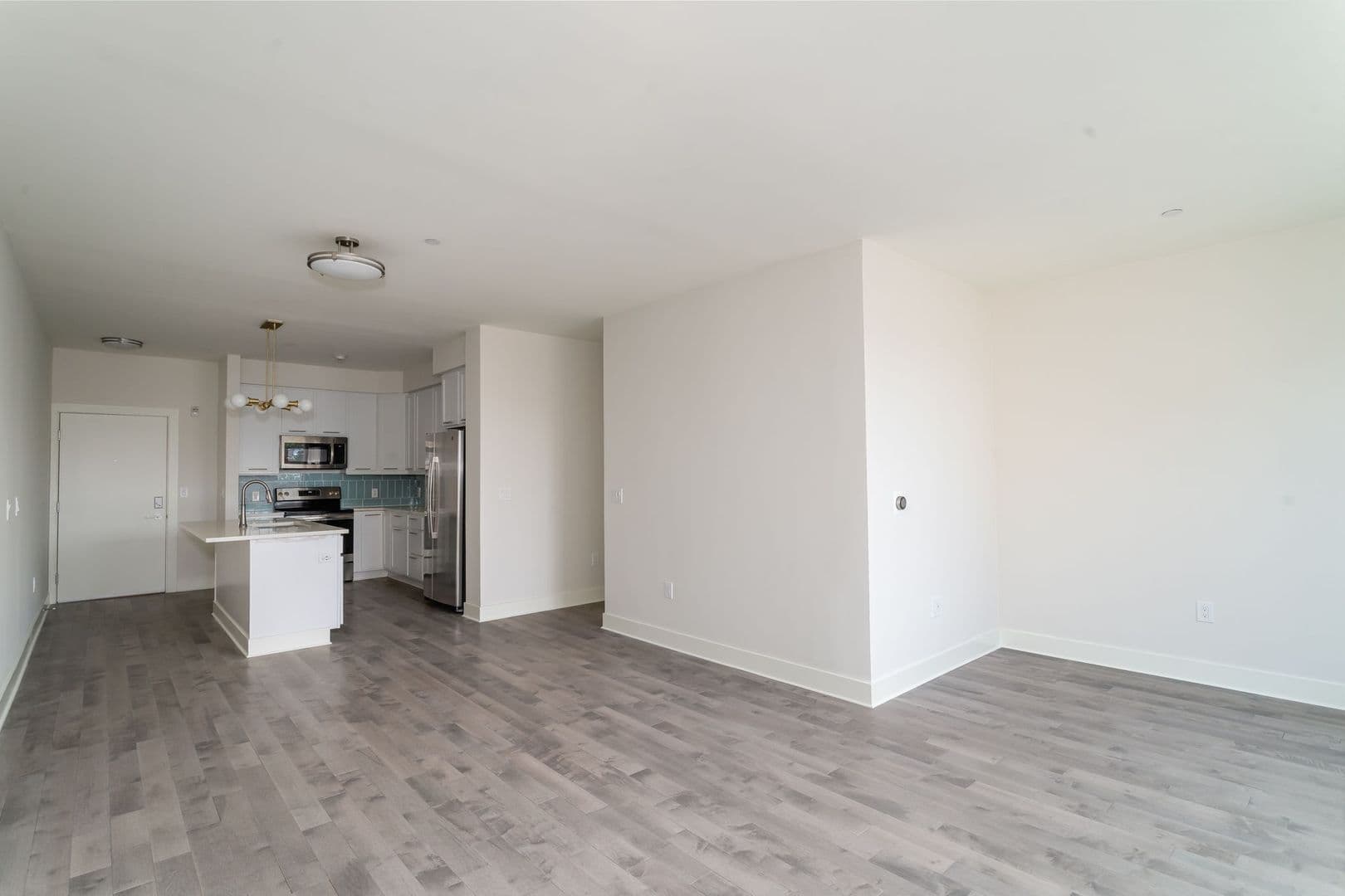 New Rochelle Apartment: 20 Burling Lane
