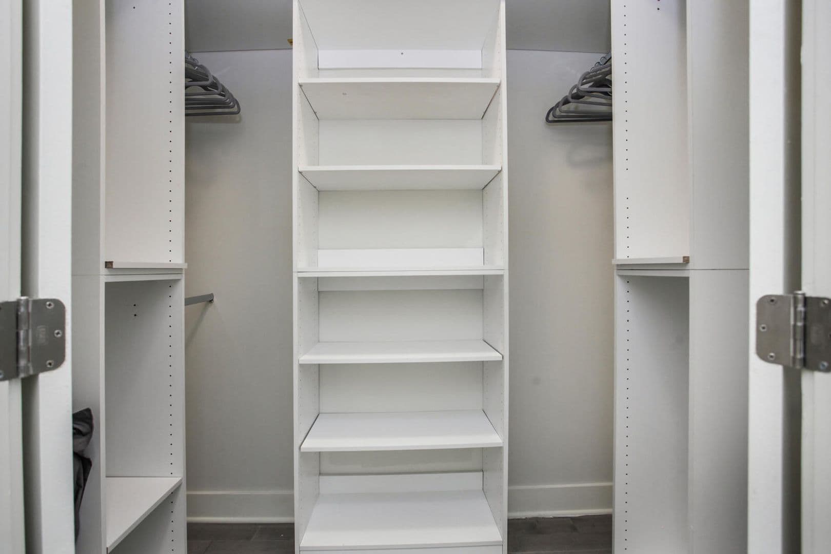 New Rochelle Apartment: 20 Burling Lane