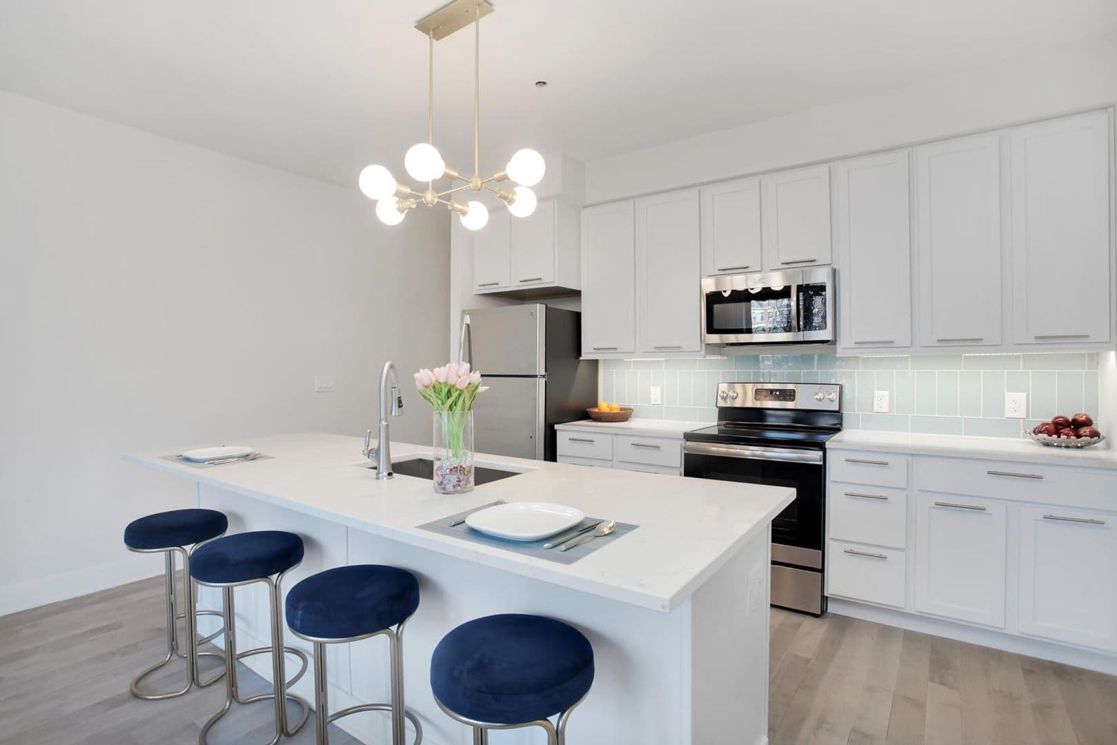 New Rochelle Apartment: 20 Burling Lane