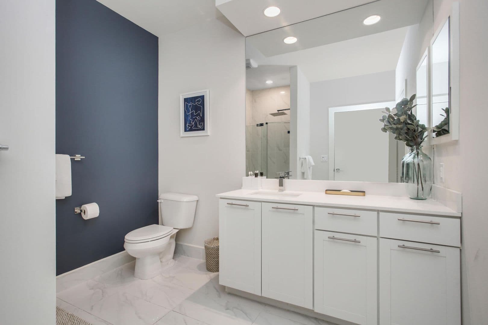 New Rochelle Apartment: 20 Burling Lane