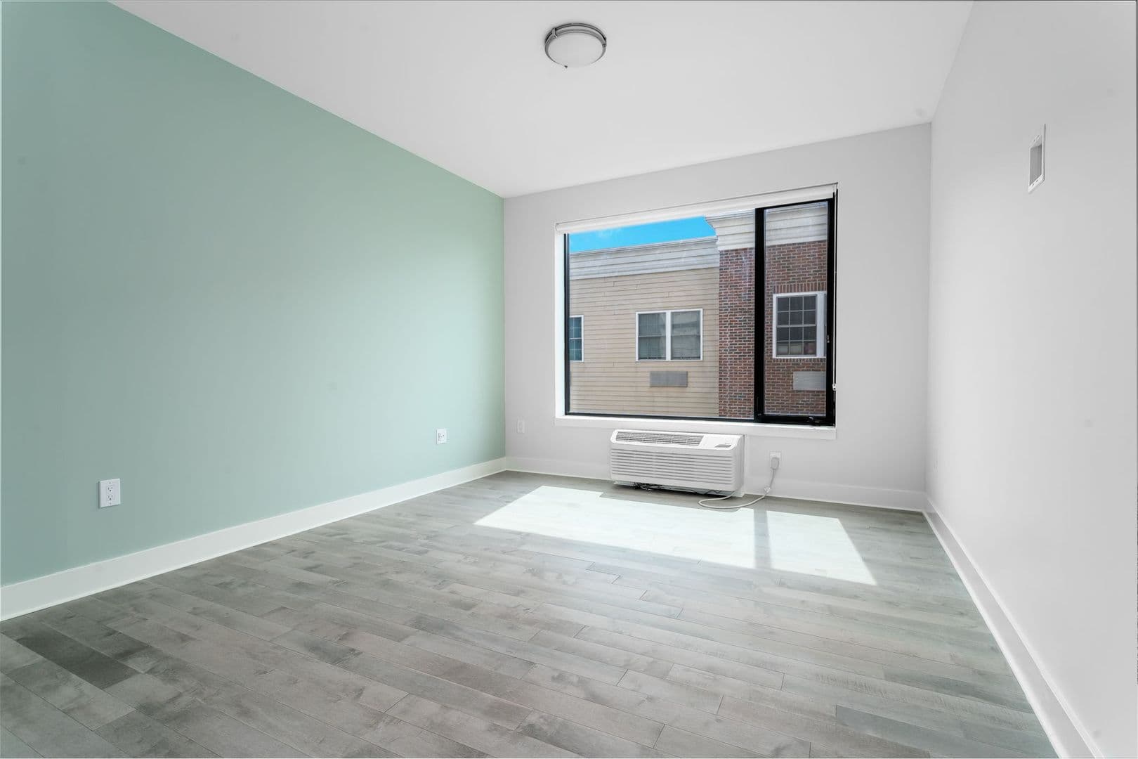 New Rochelle Apartment: 20 Burling Lane