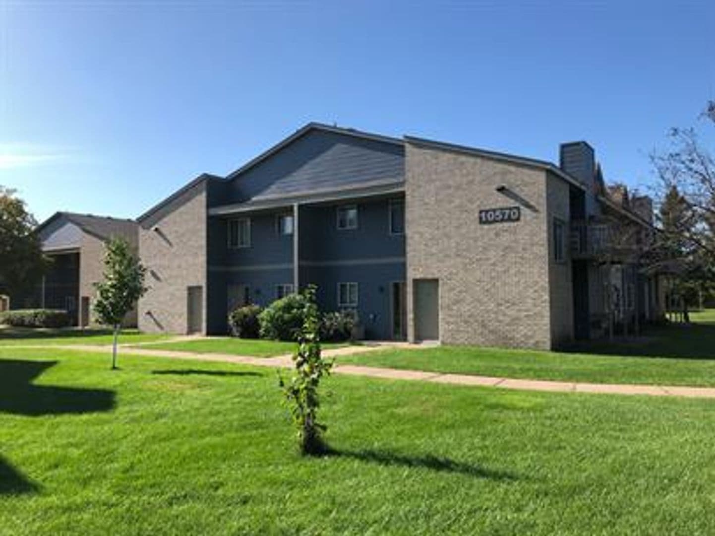 Coon Rapids Apartment: 10550-10590 Kumquat St