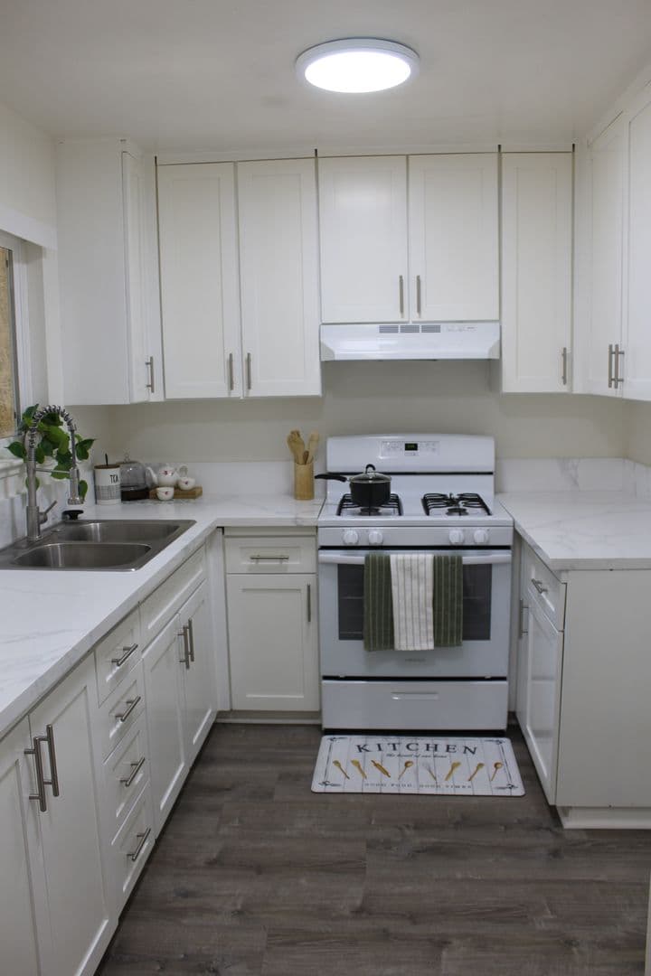 Westminster Apartment: 14300 Chestnut St.