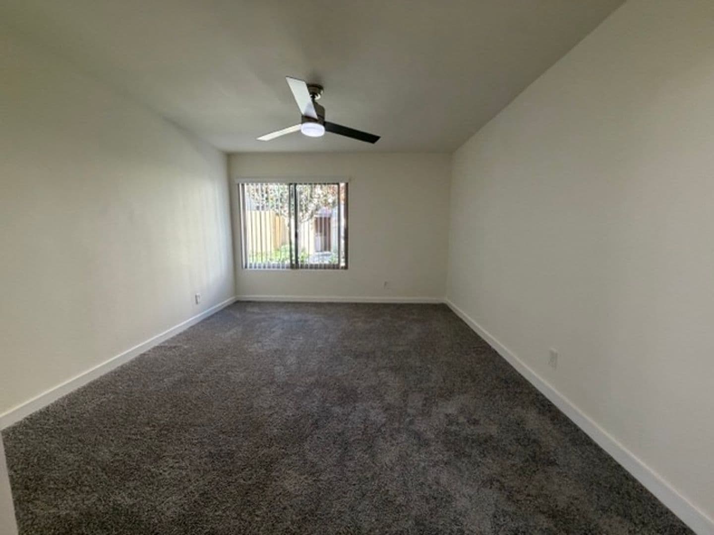 Orange Apartment: 1544 E Quincy Ave #A-03