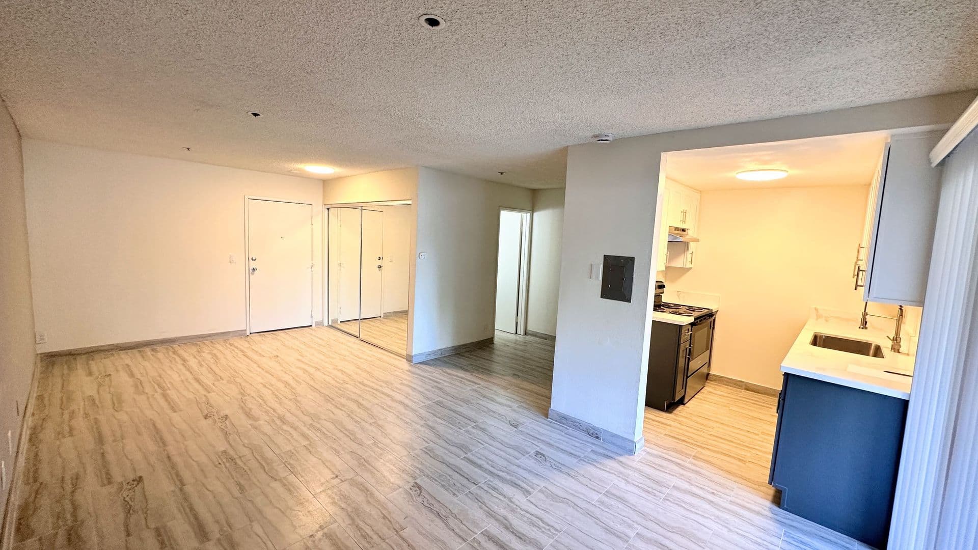 Santa Ana Apartment: 810 N. Minter St.