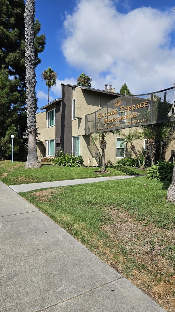 Westminster Apartment: 14300 Chestnut St.