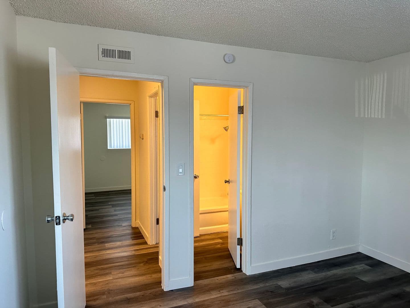 Anaheim Apartment: 1742 W. Lincoln Ave. Unit C1