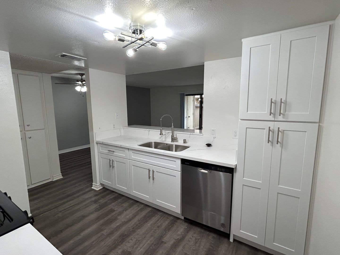Buena Park Apartment: 7500 Crescent Avenue