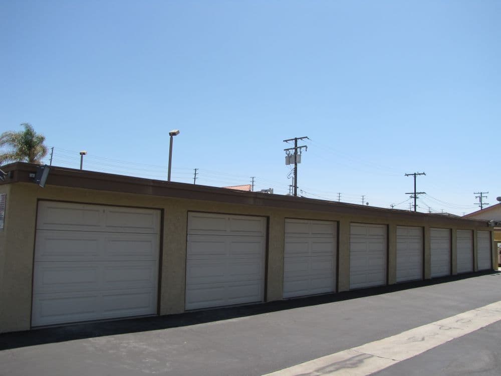 Orange Apartment: 1544 E Quincy Ave #A-03