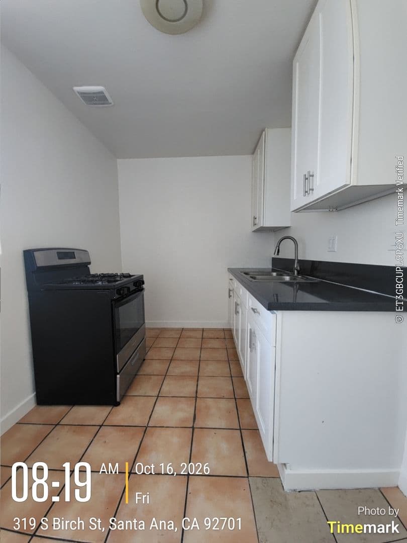 Santa Ana Apartment: 319 S. Birch St.