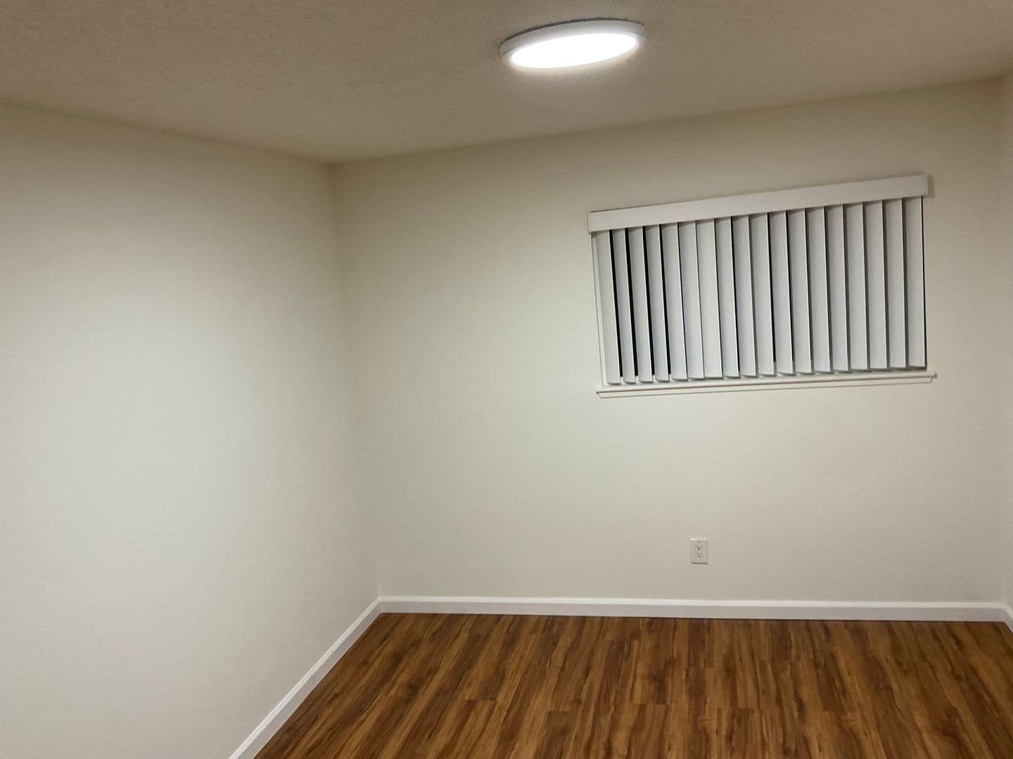 Westminster Apartment: 14300 Chestnut St.