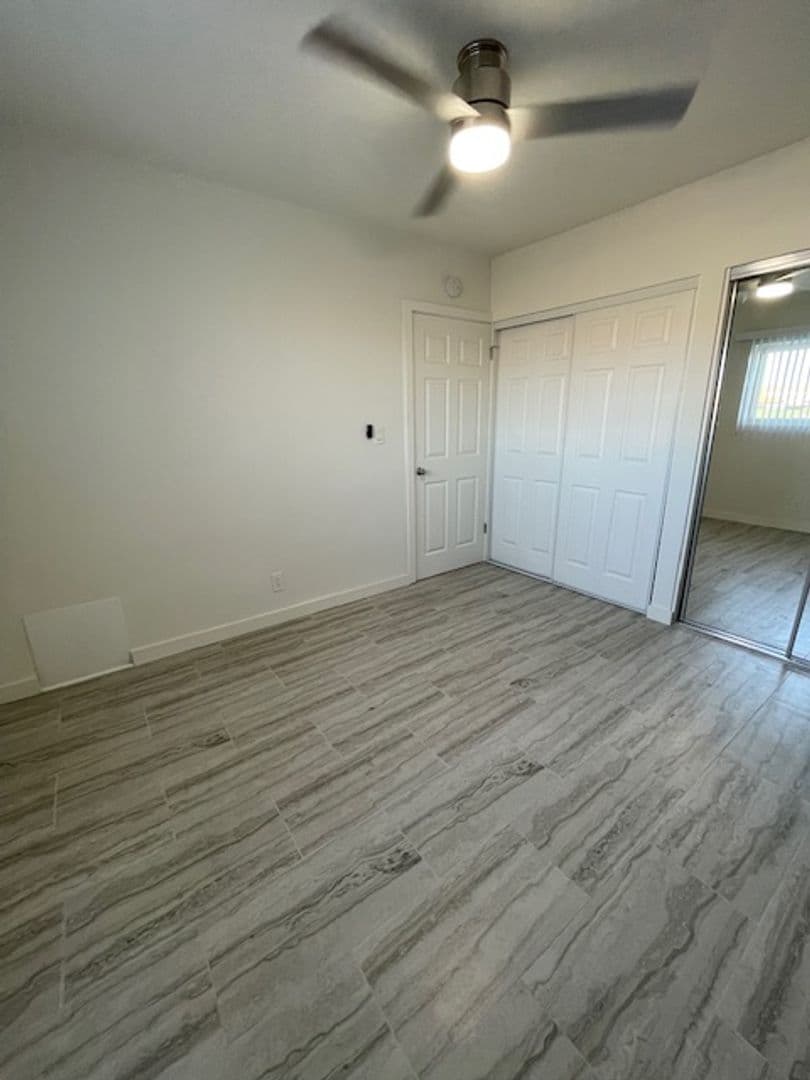 Lakewood Apartment: 2616 Green Meadow Rd.