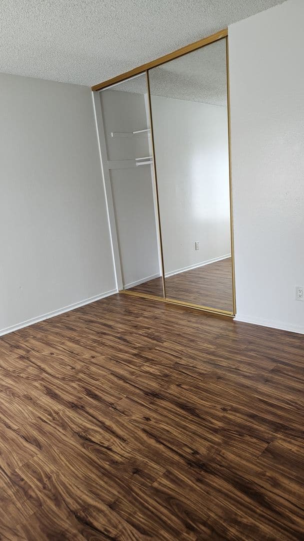 Westminster Apartment: 14300 Chestnut St.