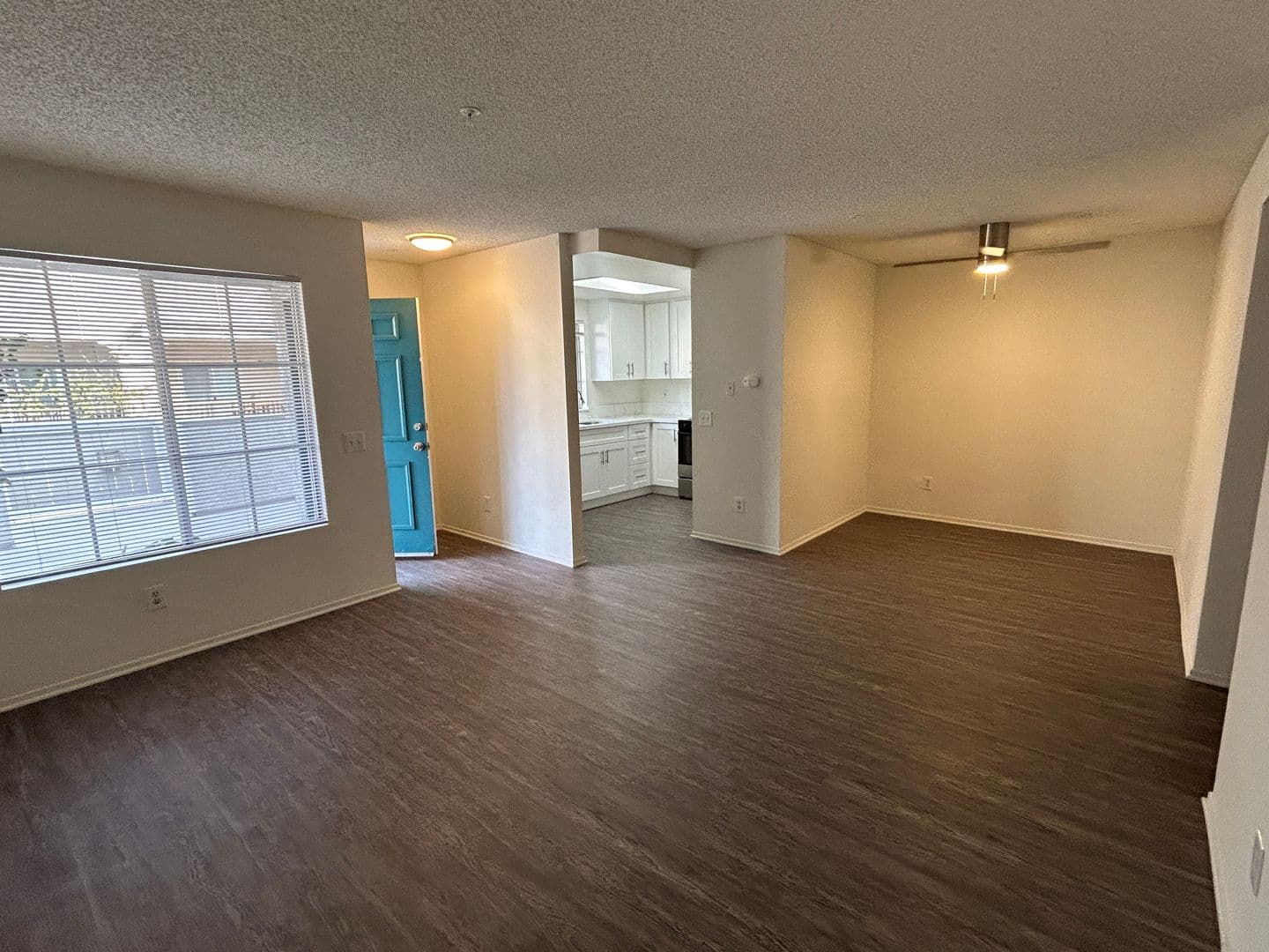 Anaheim Apartment: 700 S. Magnolia Ave.