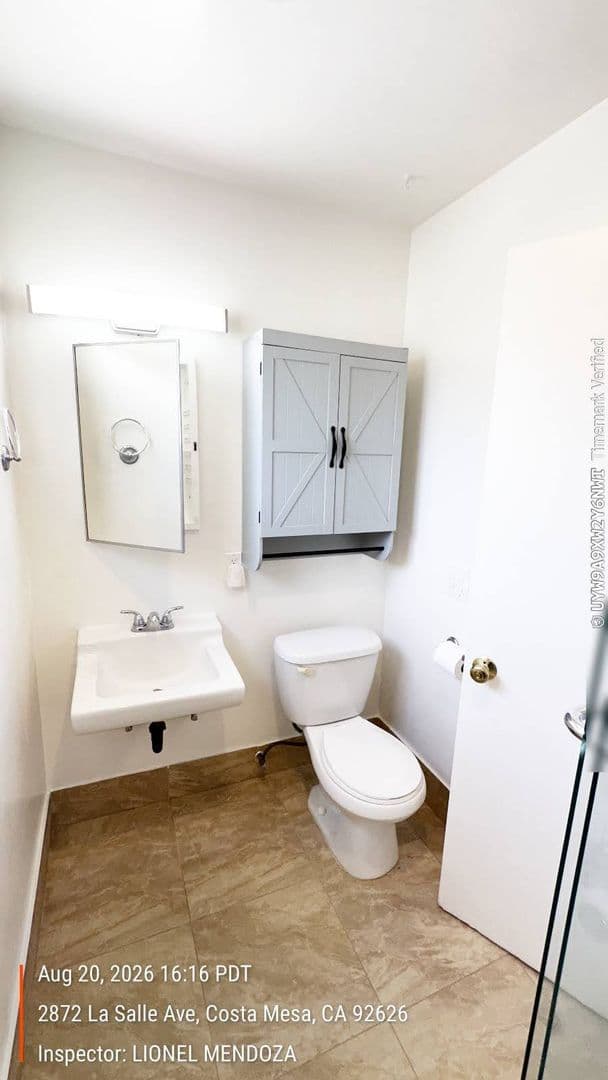 Costa Mesa Apartment: 2872 La Salle Ave.