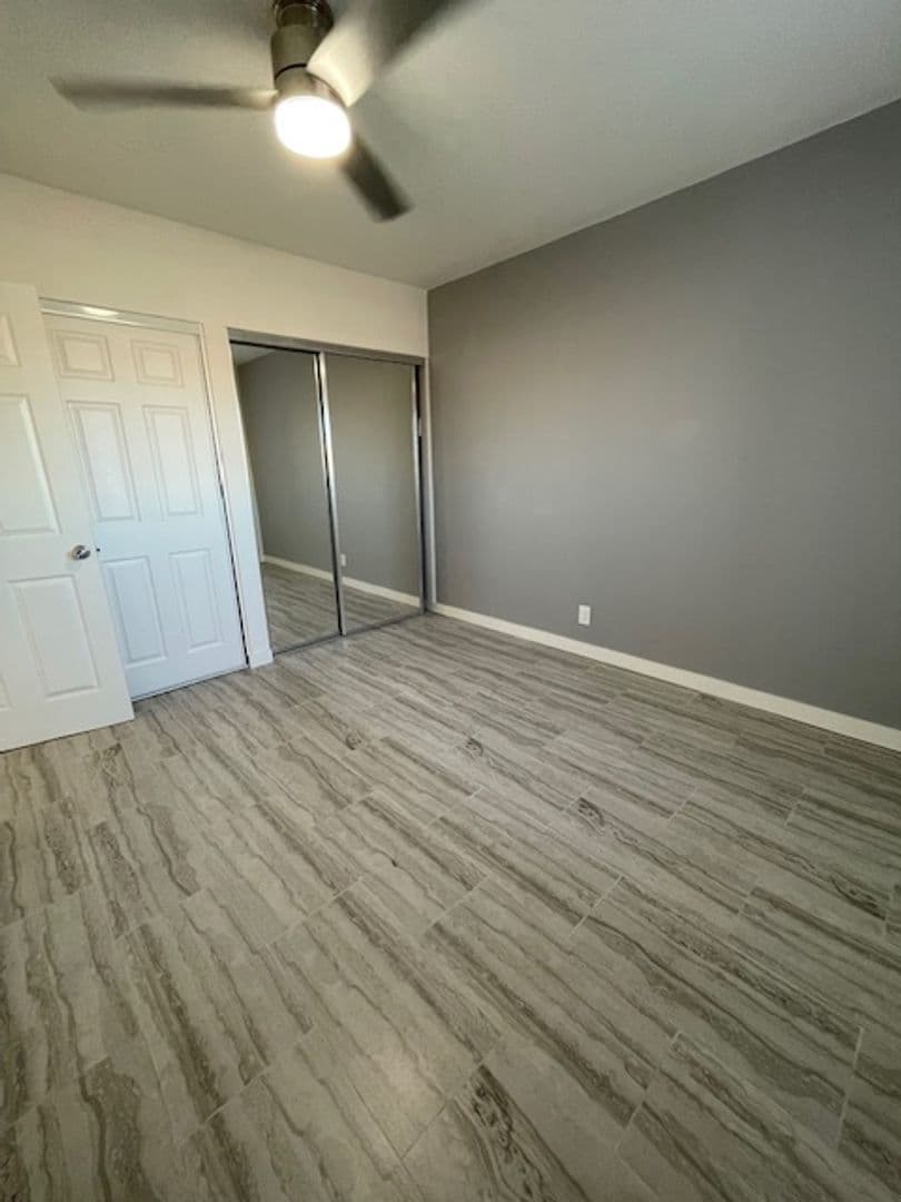 Lakewood Apartment: 2616 Green Meadow Rd.