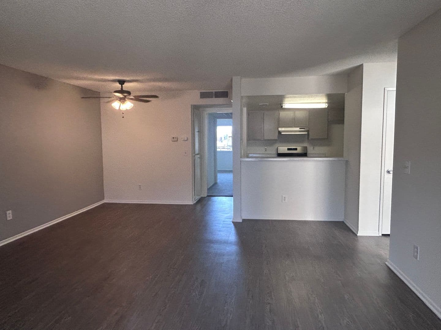 Buena Park Apartment: 7500 Crescent Avenue