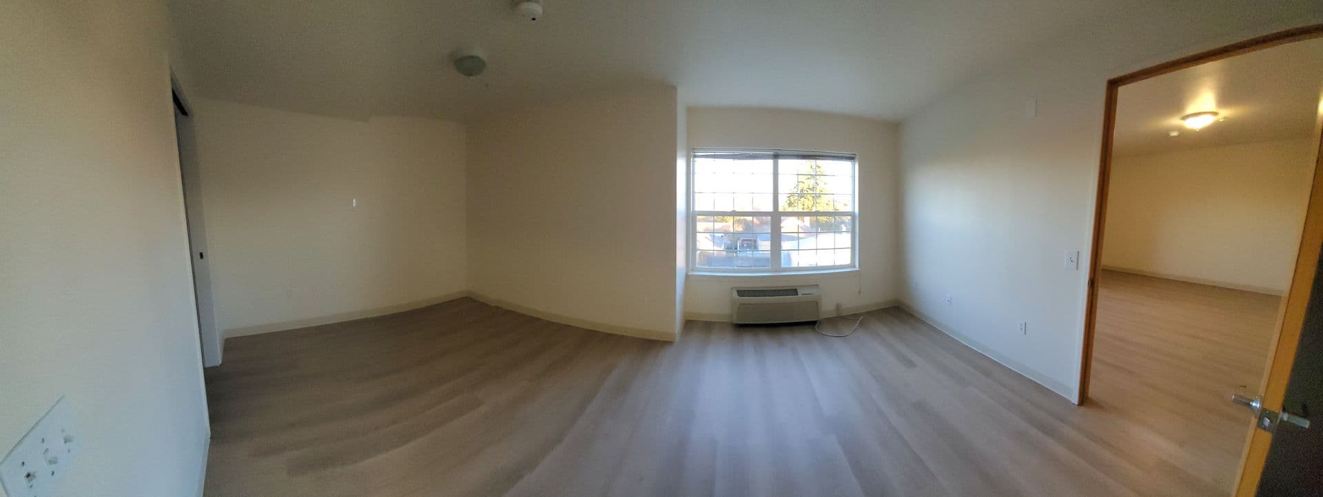 Tacoma Apartment: 1609 S. Union Ave